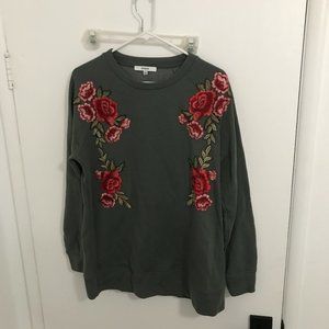 Ro & De Floral Embroidered Crewneck